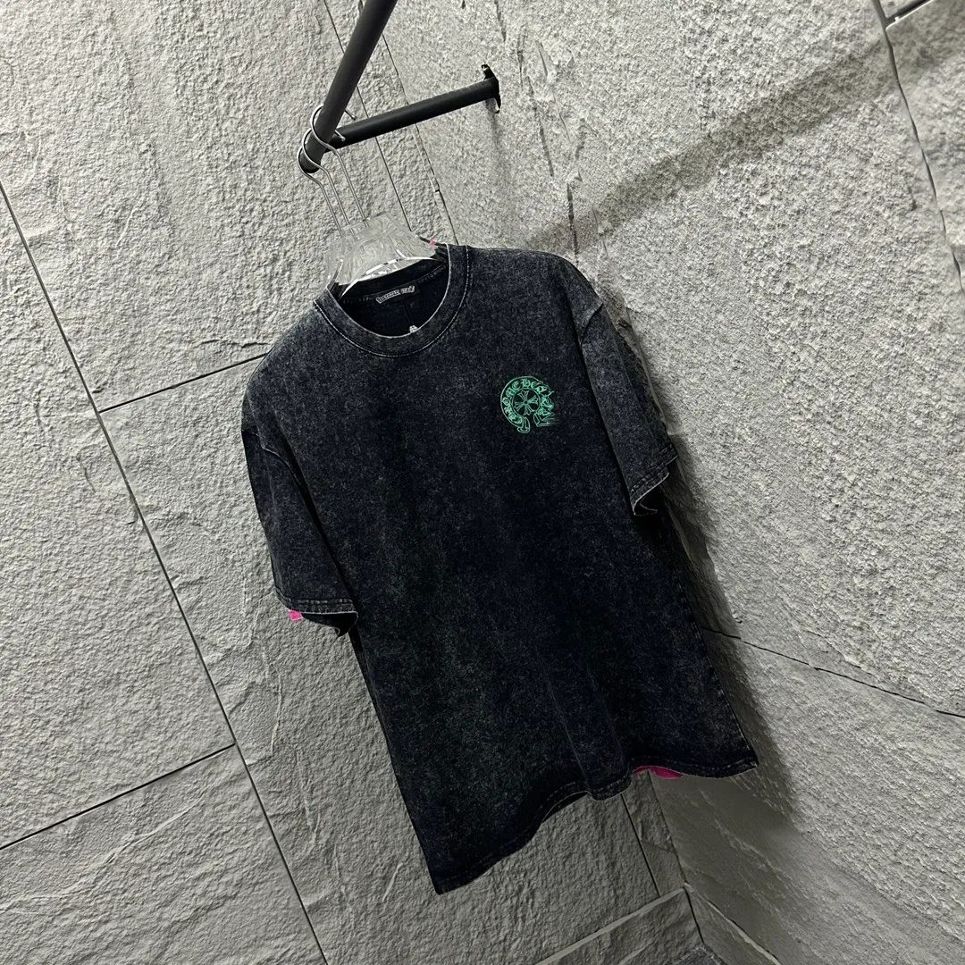 🅿️180 CH* Crow Heart* 2025 spring and summer new style Snowflake distressed washed retro round neck short sleeves Chest and front logo Horseshoe print Customized fabric Short-sleeved T-shirt Unisex Size: S M L XL XXL Color: Snowflake Black Snowflake Gray Snowflake Pink Snowflake Blue